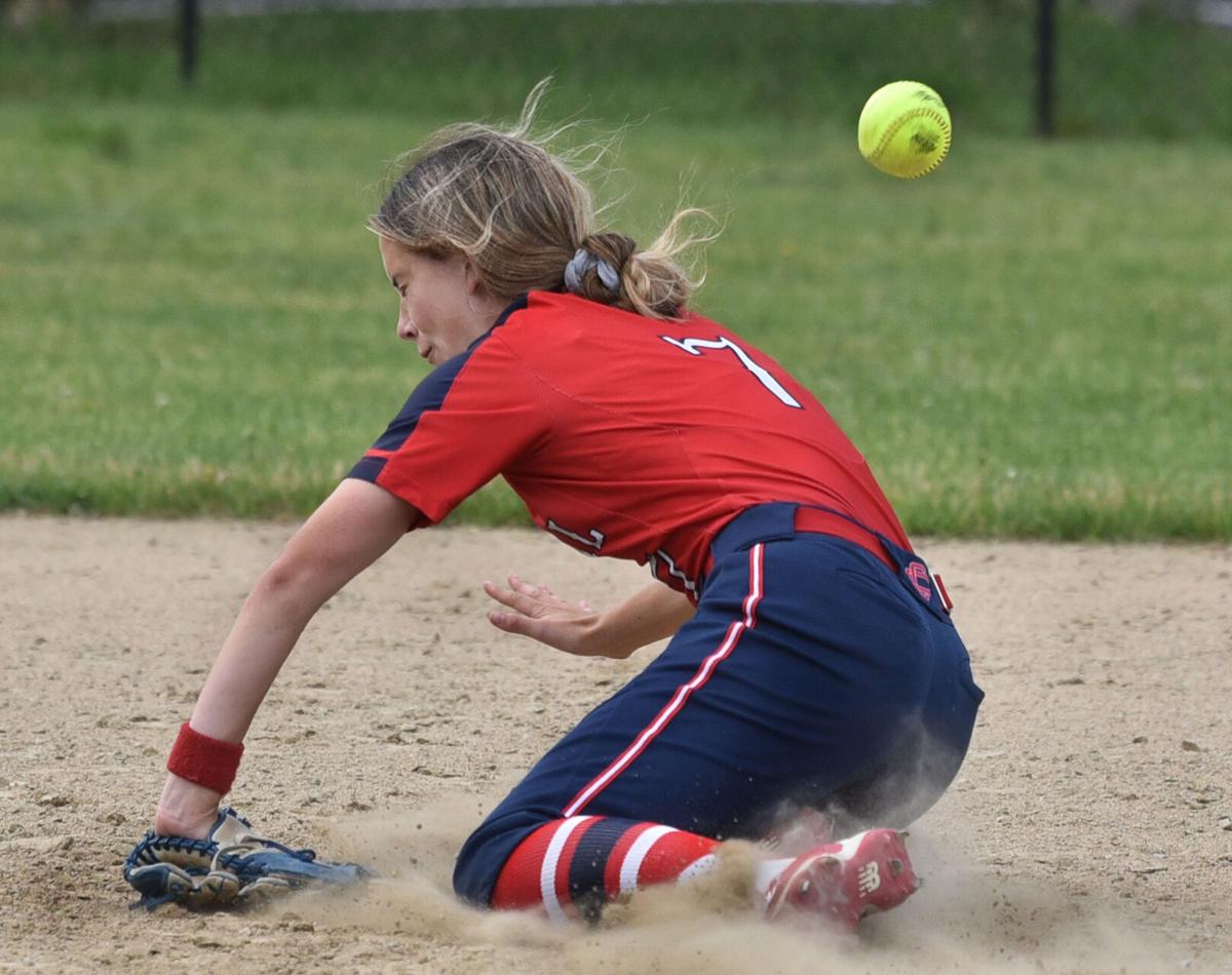 210610_ET_CRU_SOFTBALL_11.jpg