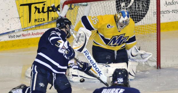 College Hockey: Tardy Warriors pay price against UNH | Sports ...