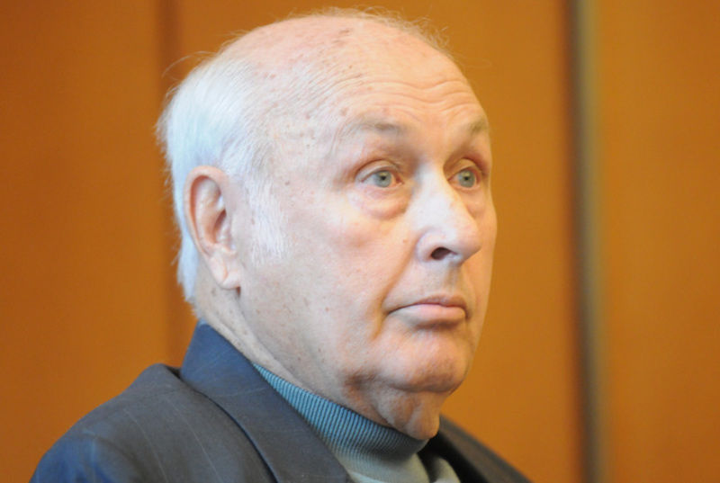 Ex-officer dies without paying 'Aunt Betty' fraud judgment | News