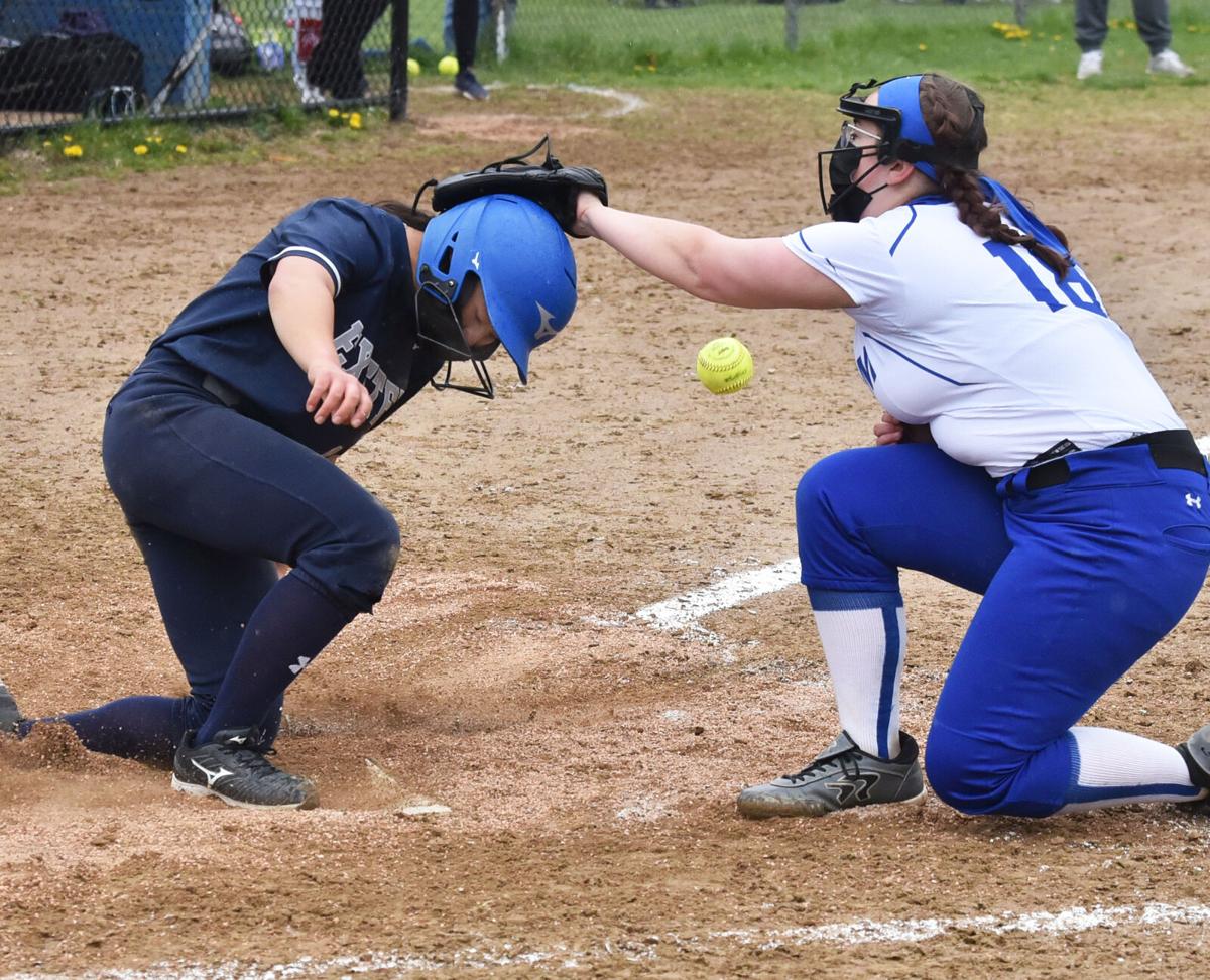 210428_ET_CRU_SOFTBALL_11.jpg