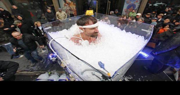 Tantric master breaks record in NYC, stands in ice for 72 ...