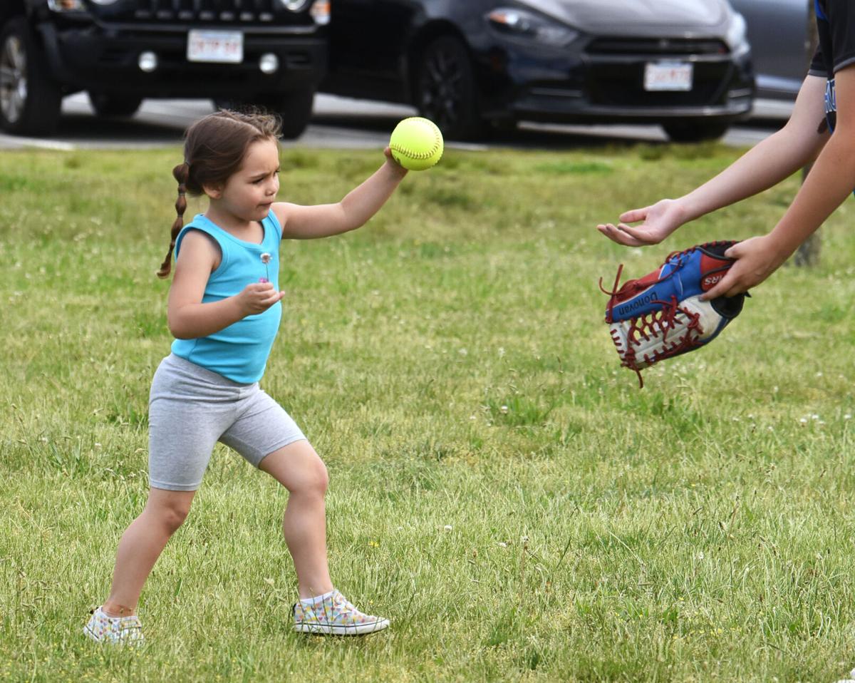 210610_ET_CRU_SOFTBALL_19.JPG