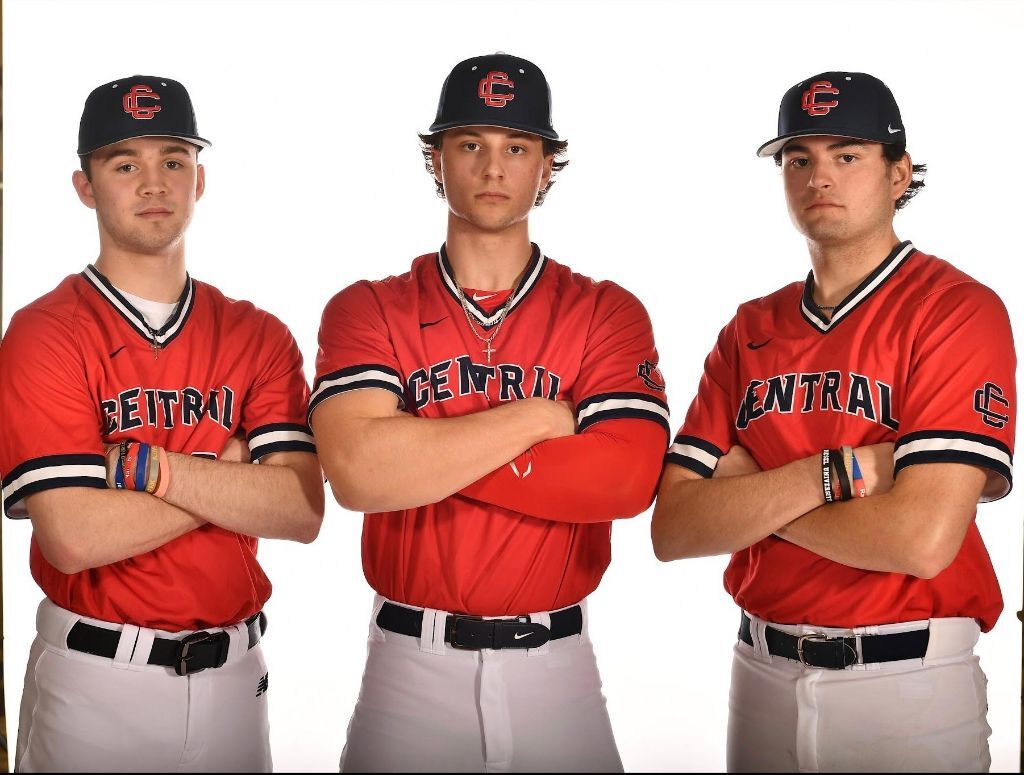 Skyhawk Shuttle Three Central Raiders to play Division 1 baseball