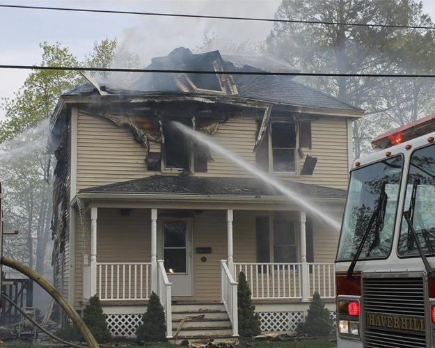 Smoke, water damage reported in Fulton house fire