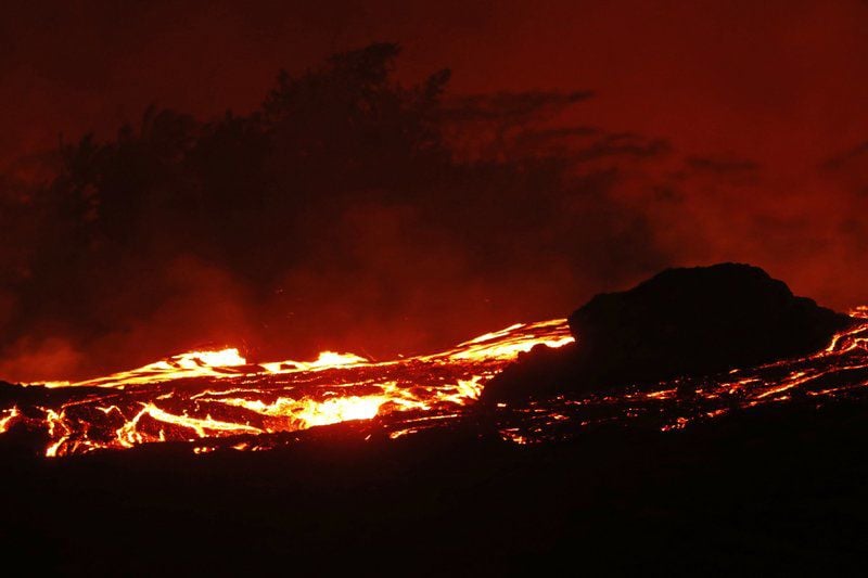 Molten Rock Shatters Man S Leg As Faster Lava Flows From Fissures