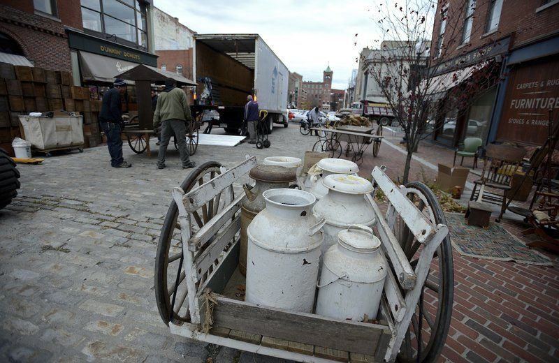 Affleck film means $100K-plus paycheck for Lawrence