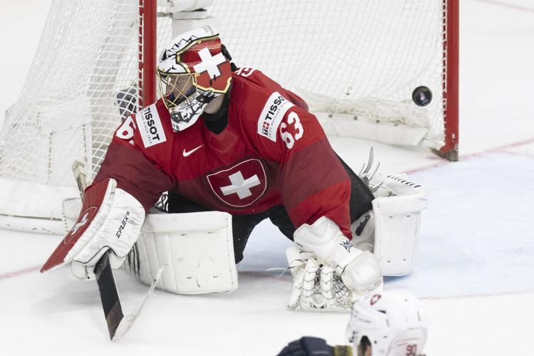 Czech Republic shuts out Switzerland 20 to win hockey world