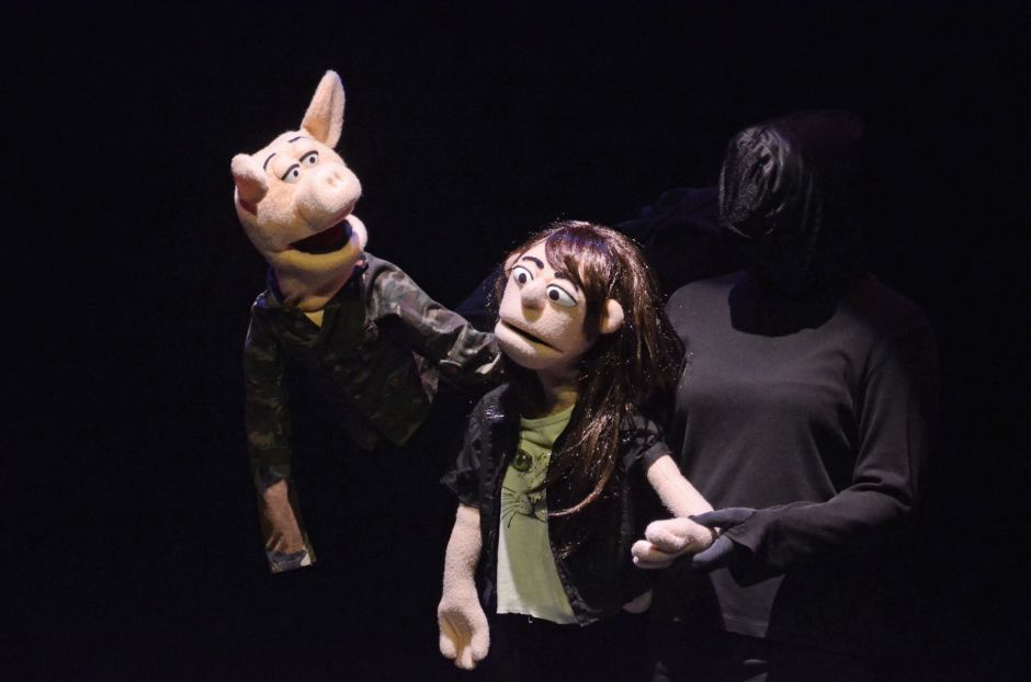 Puppets spoof 'Top Gun' in Mesa Performance