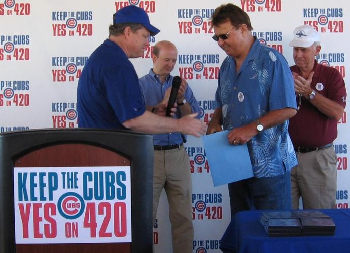 Chicago Cubs icon Ron Santo dead at 70