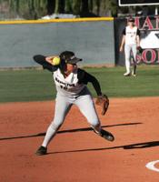 Softball: Hamilton offense, Seigworth blow out Desert Vista