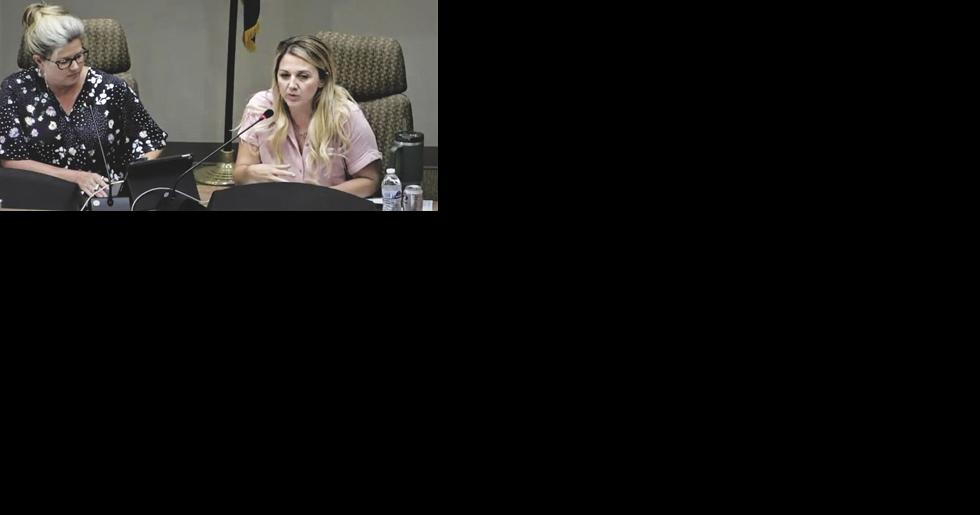 Higley board discusses virtual school's future | | eastvalleytribune.com - Vimarsana News