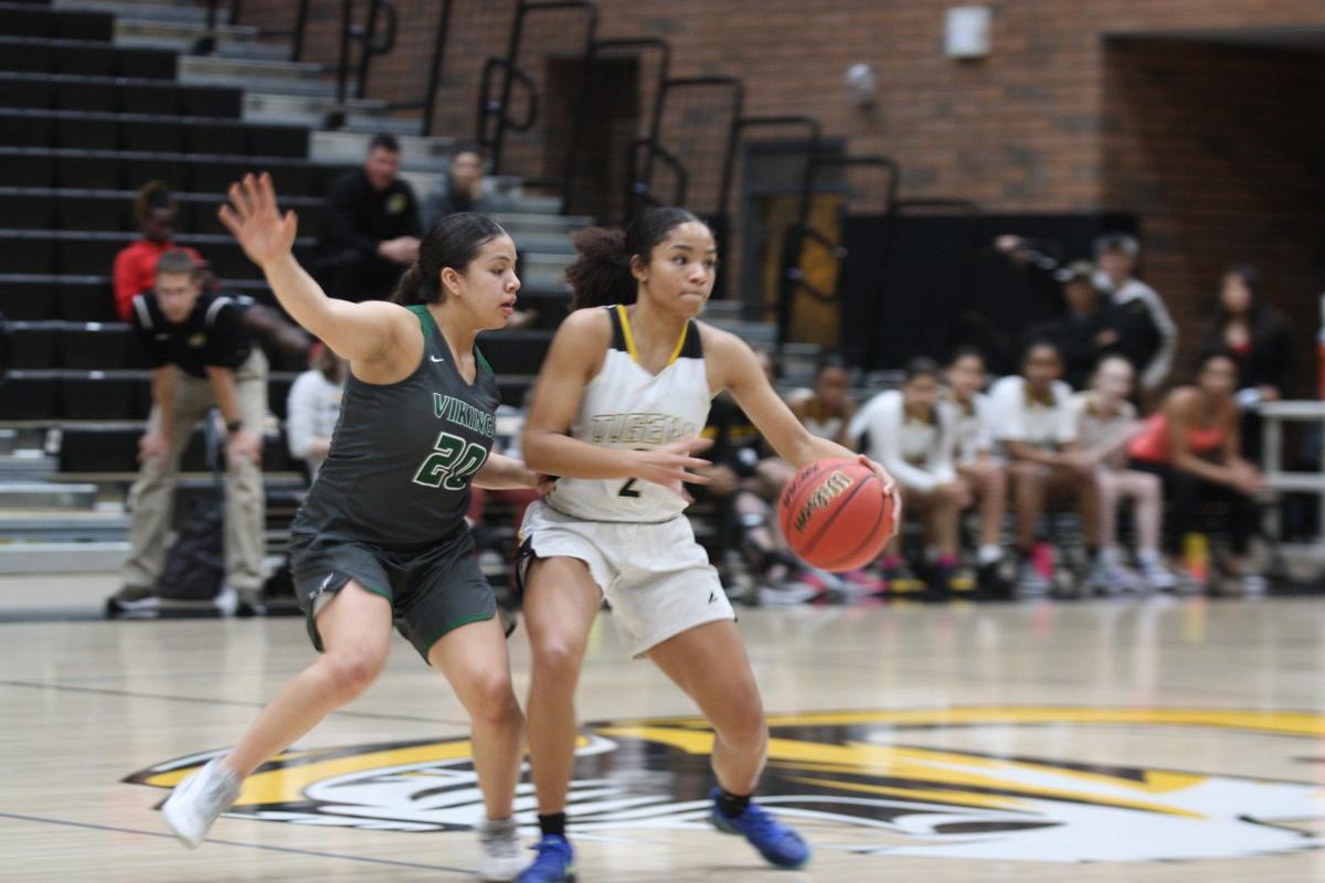 Gilbert Girls Advance Past Sunnyslope Sports Eastvalleytribune Com
