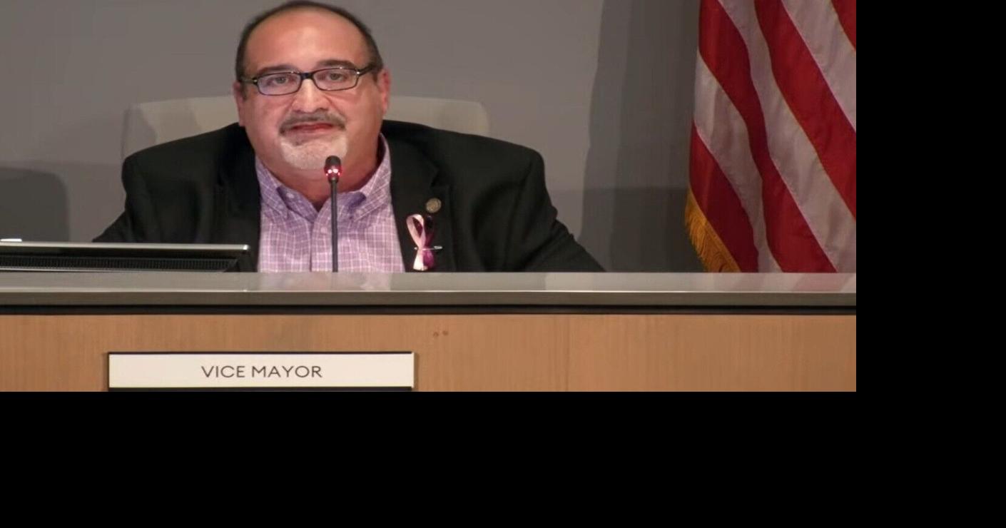 Gilbert Town Council sets limits on itself