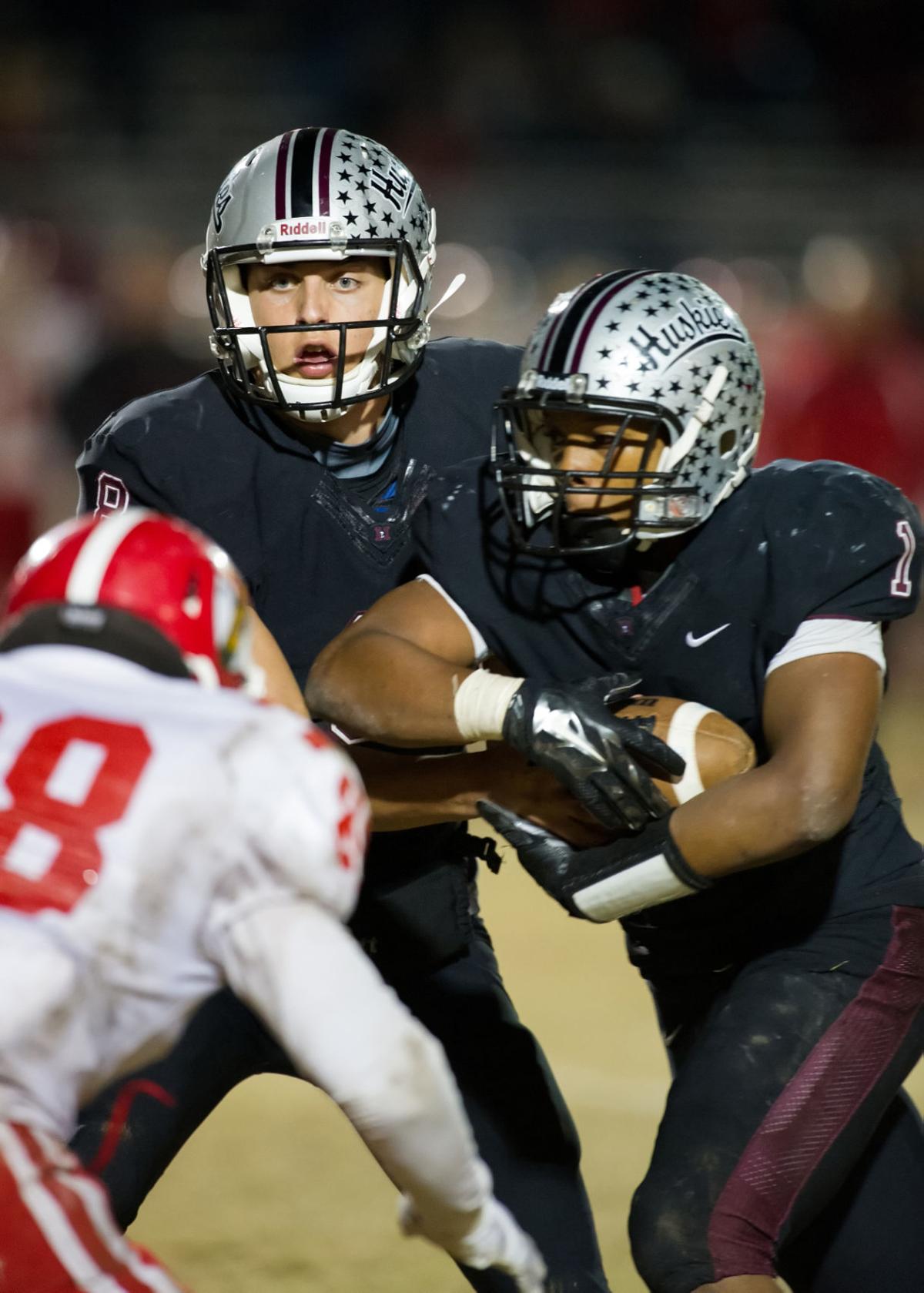 Hamilton defense fends off Brophy, vaults Huskies to 7thstraight
