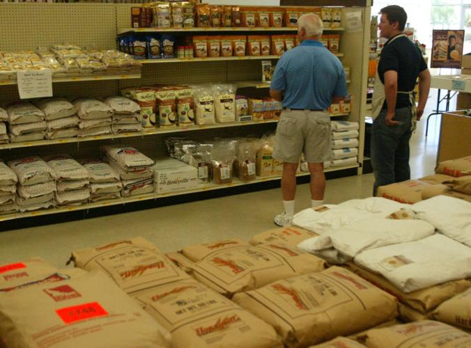 Honeyville Food Storage Dandk Organizer