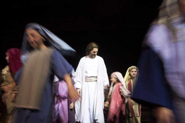 Mesa Arizona Easter Pageant Photos & Video