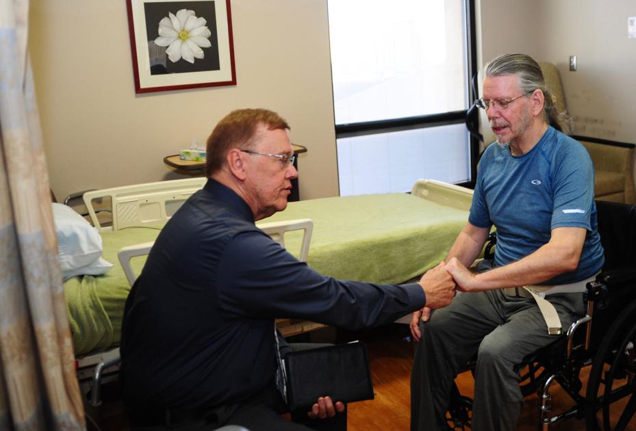 Hospital Chaplains See The Pain Doctors Can T Treat Arizona
