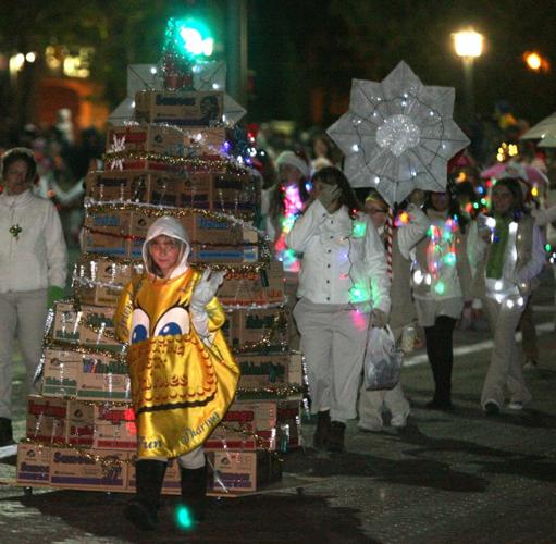 Families Enjoy Chandler’s Tumbleweed Tree Lighting Ceremony and Parade