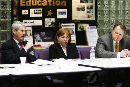 Mesa mayoral hopefuls debate issues | News | eastvalleytribune.com