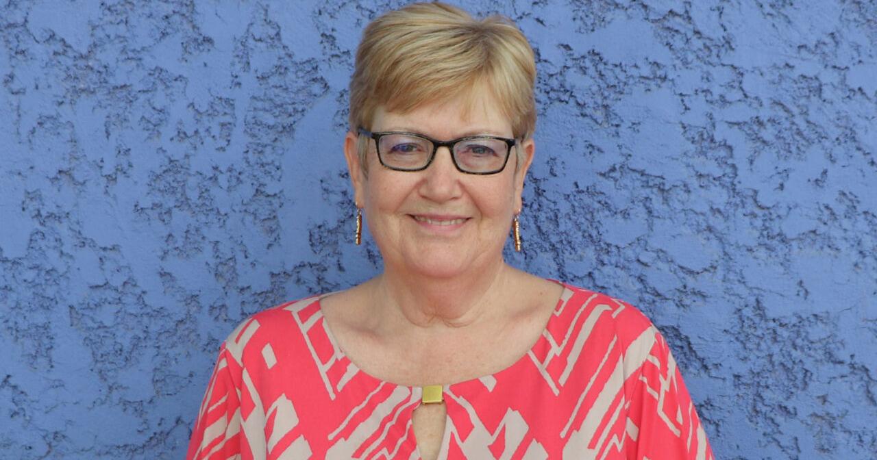 Mesa arts chief announces retirement - Vimarsana News