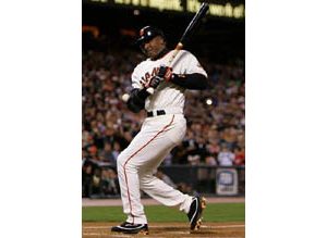 Giants' Barry Bonds ties Babe Ruth with 714th career homer