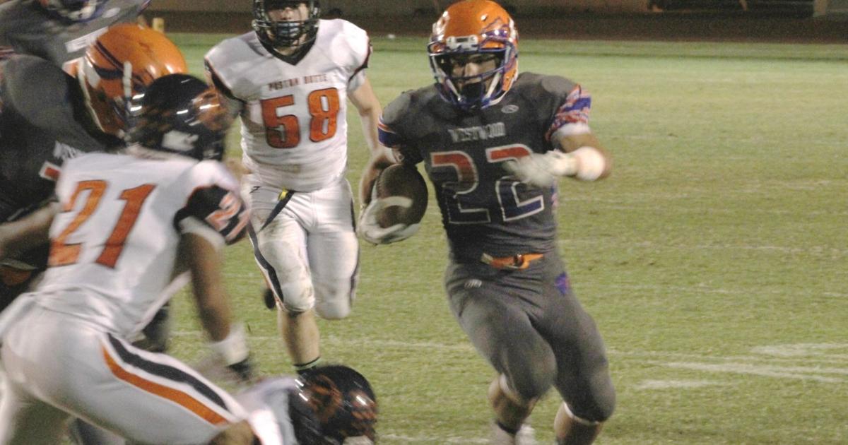 Westwood shellacks Poston Butte, earns playoff berth | VarsityXtra ...