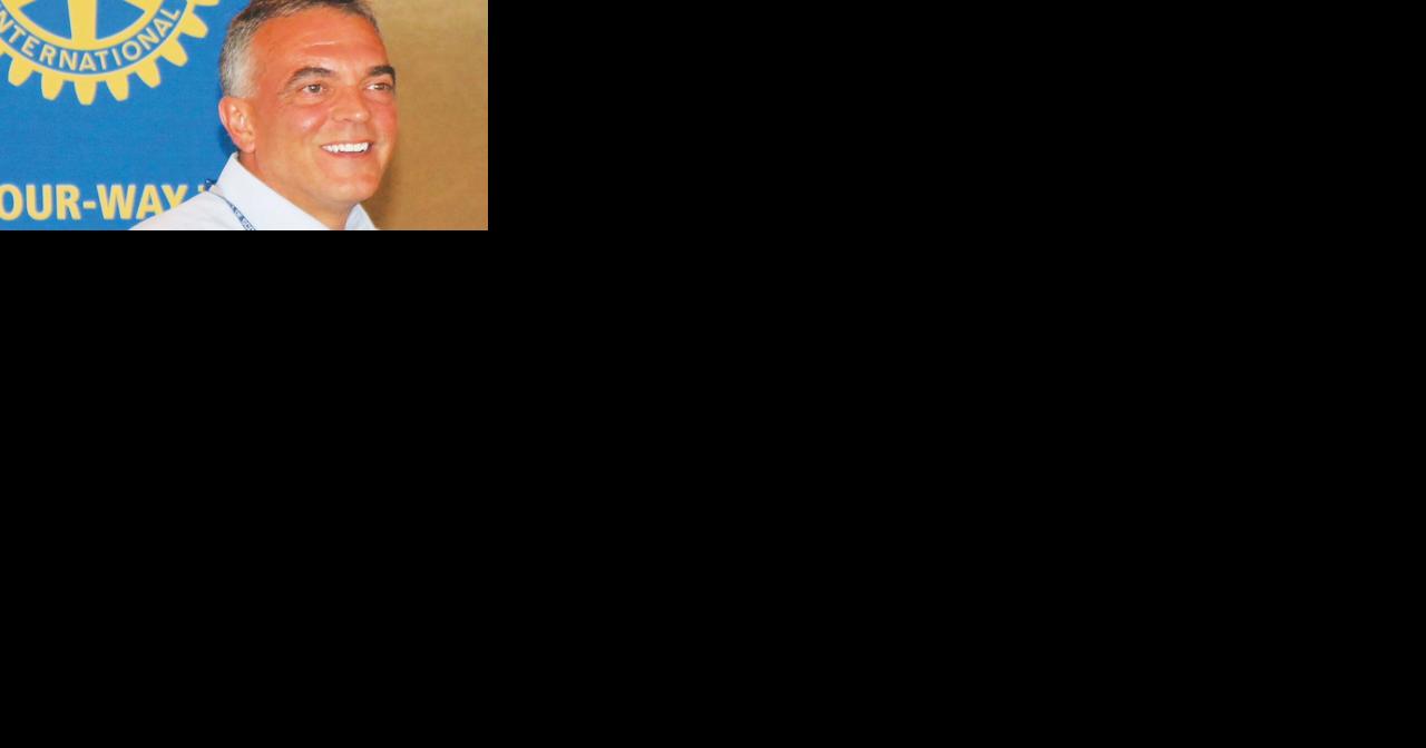 Short 'retirement,' long salary for city manager | | eastvalleytribune.com - Vimarsana News