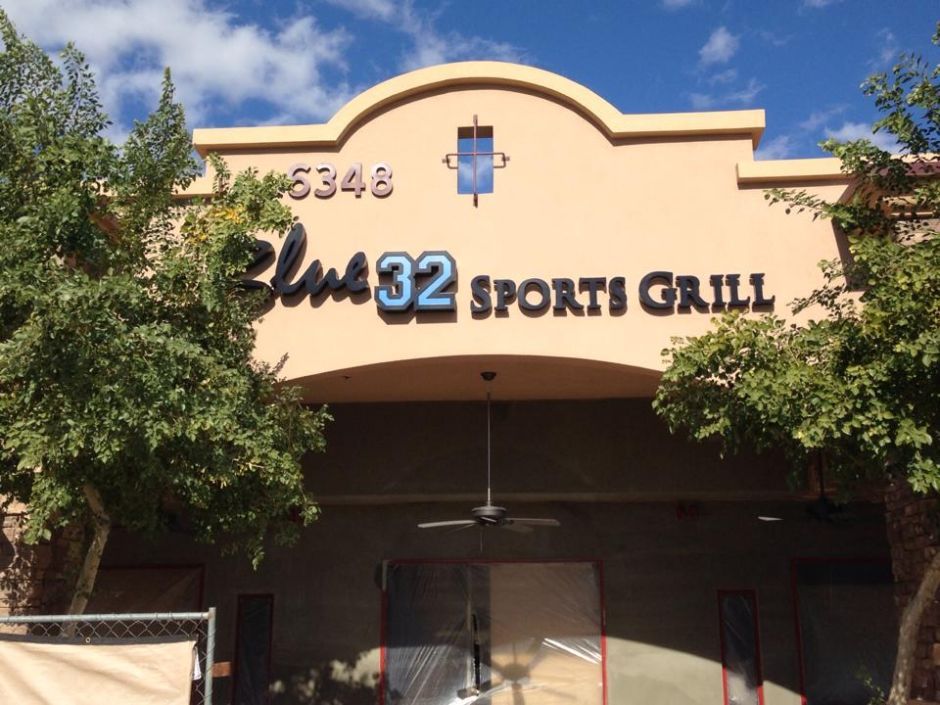 Blue 32 Sports Grill