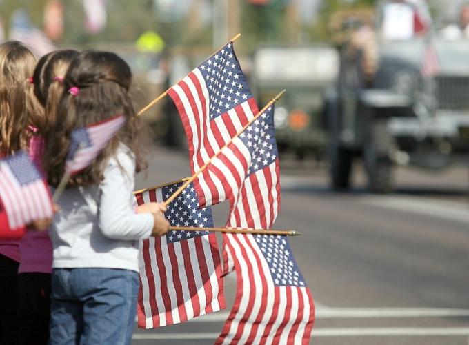Starbucks veterans day gift cards