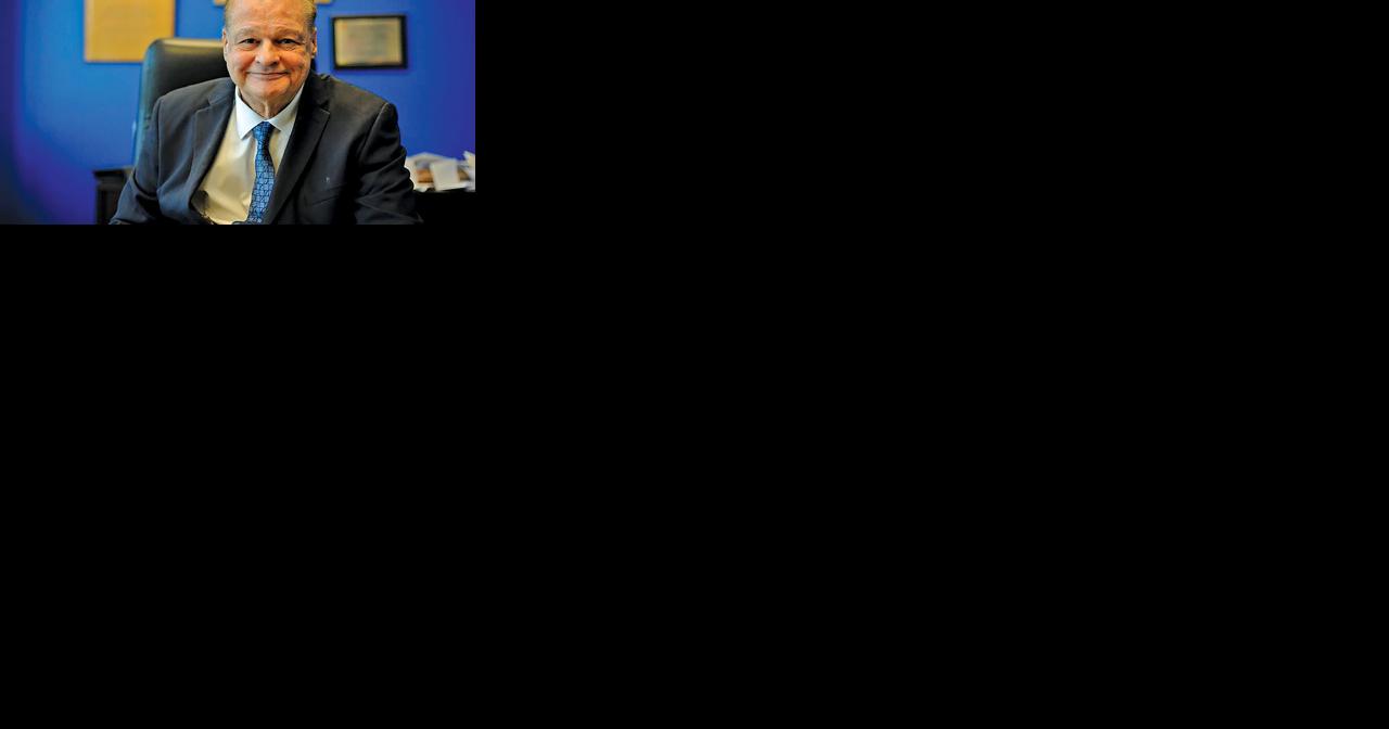 Horne threatens CUSD, other districts for language programs - Vimarsana News