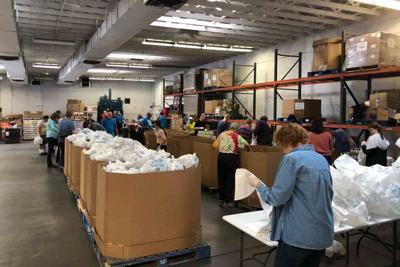 Mesa Food Bank Reaps Community Support News Eastvalleytribune Com