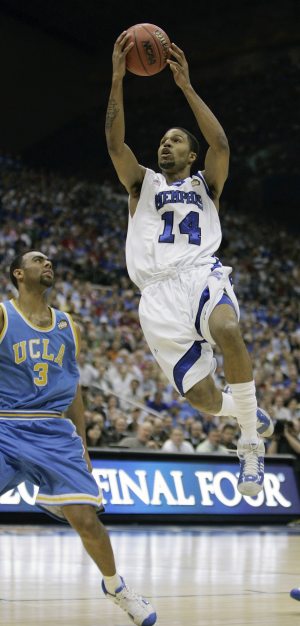 Brownie Points: Memphis, Kansas won handily in NCAA semifinals, but Tigers are tops 