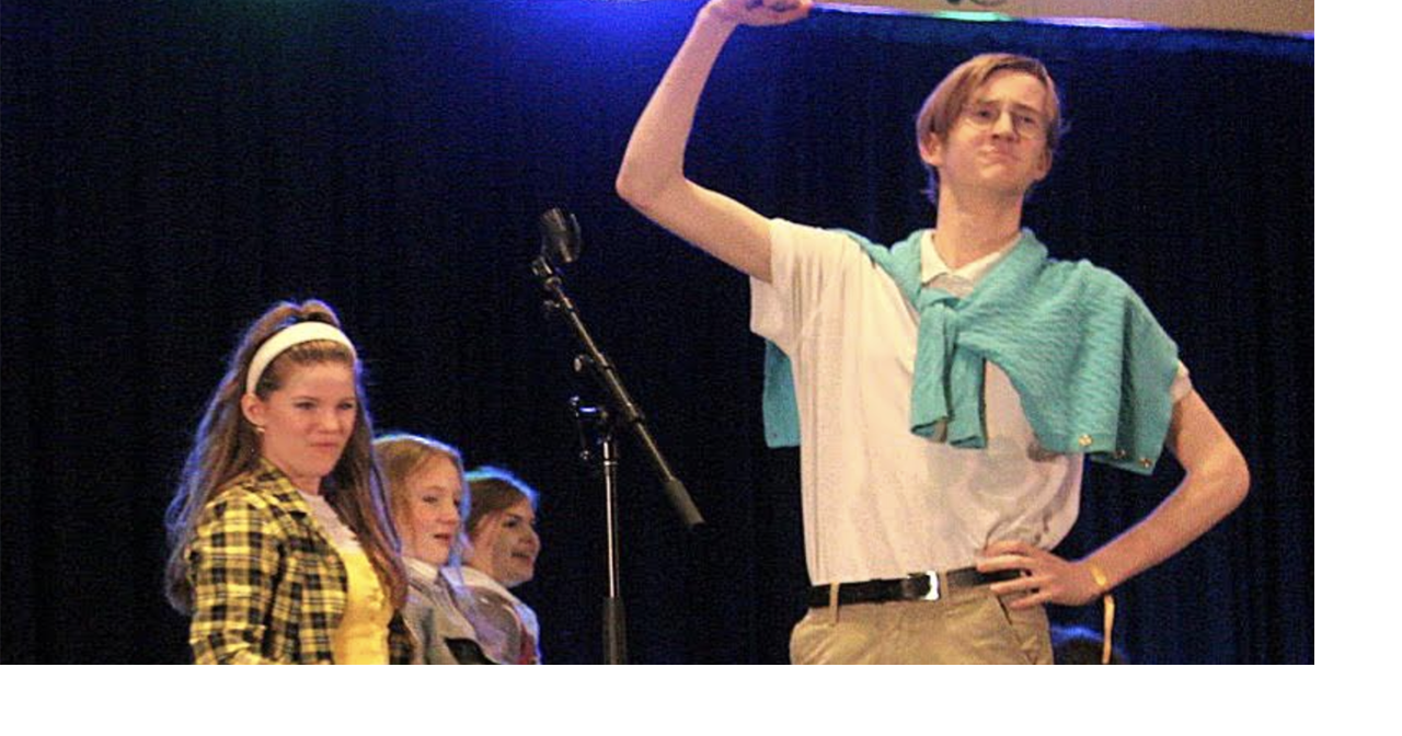 Oldies but goodies dominate EV debut musical | | eastvalleytribune.com