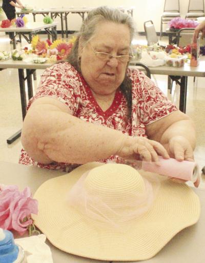 Tempe Seniors Decorated Big Hats For Kentucky Derby Arizona
