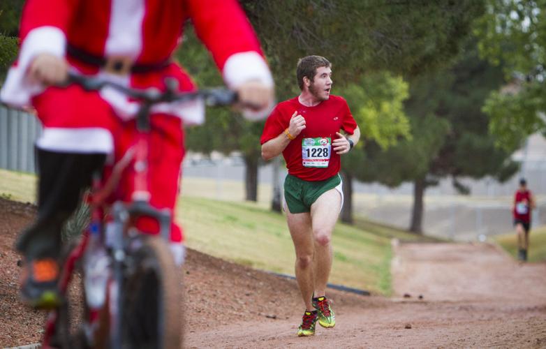 Photos 12ks of Christmas Get Out