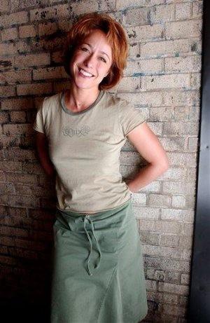 Paige Davis Returns To Trading Spaces Get Out