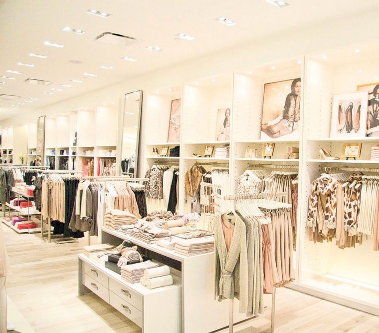 ann taylor clothing store