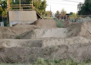 Bmx Track In Gilbert Yard Irks Neighbors News
