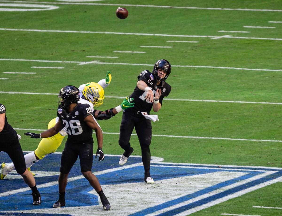 2021 Fiesta Bowl: Iowa State defeats Oregon 34-17