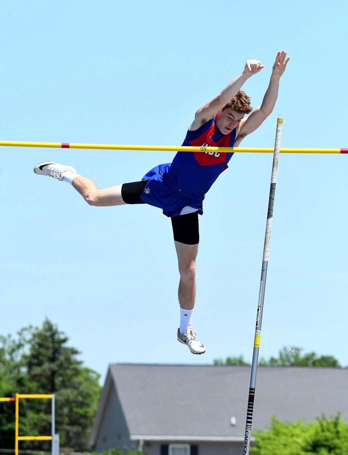 BOYS TRACK AND FIELD Field events go through to state finals Sports