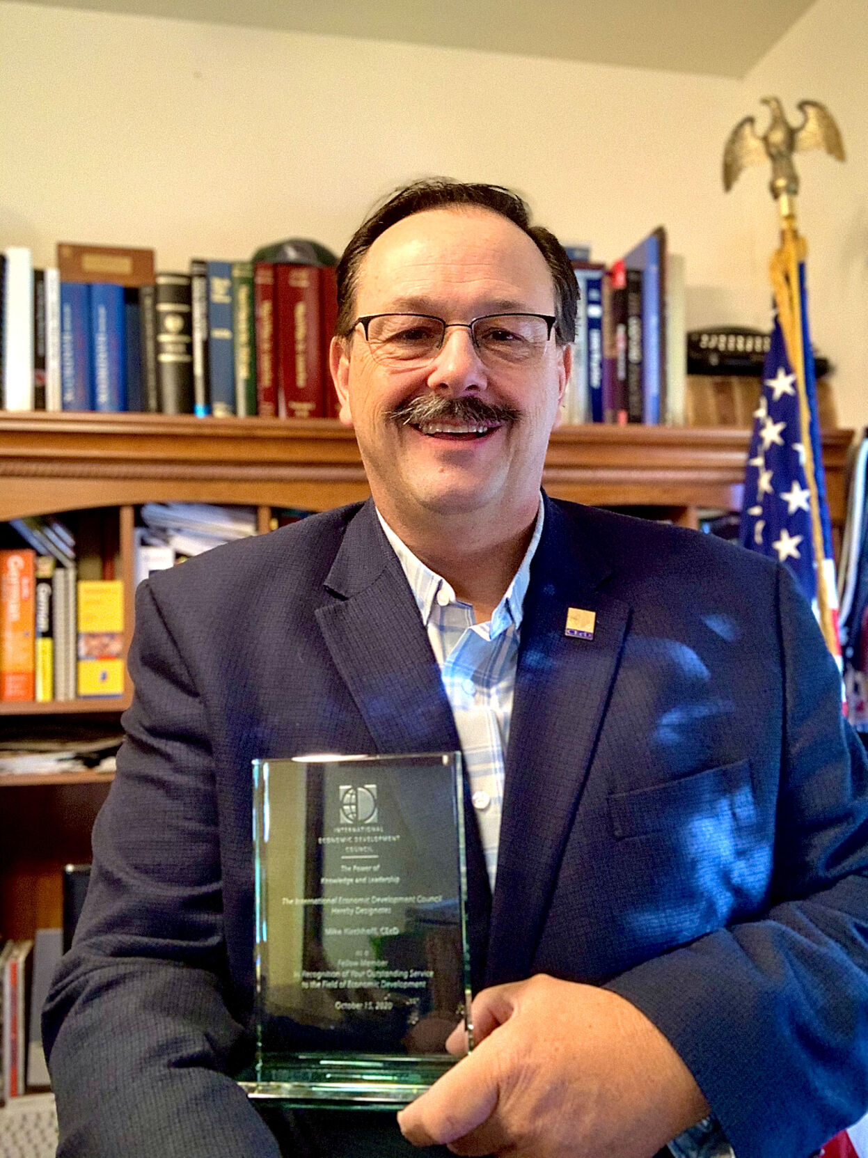 Effingham native recognized for economic development role - Vimarsana News