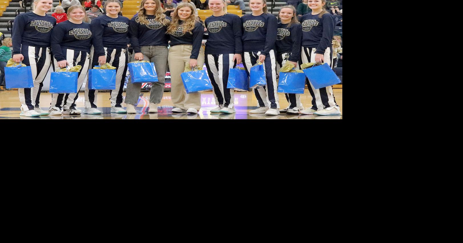 THE LAST DANCE Seven Teutopolis senior basketball players ready for