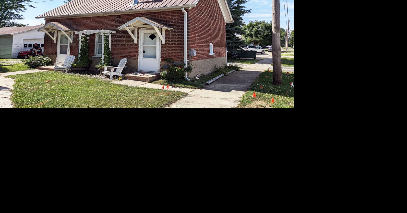 History of wooden shoes and Teutopolis