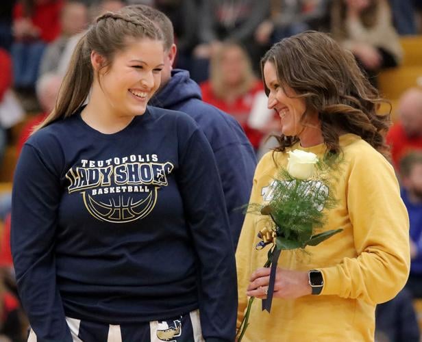 THE LAST DANCE Seven Teutopolis senior basketball players ready for