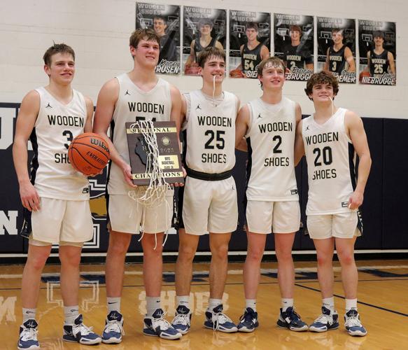 PHOTO GALLERY Teutopolis versus Robinson, Boys Class 2A Regional