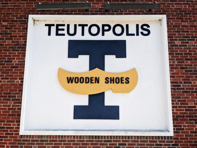 History of wooden shoes and Teutopolis