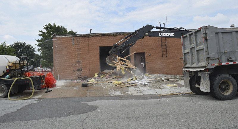 Effingham Police Station Demolition Begins