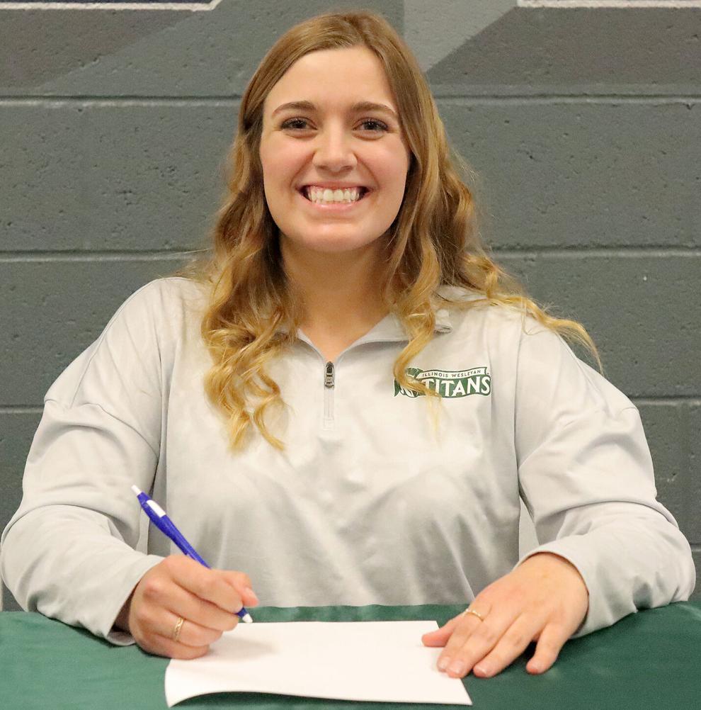COLLEGE SIGNING: South Central's Halle Smith signs to Illinois Wesleyan volleyball | Local
