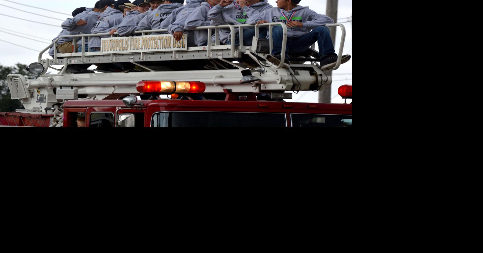 Teutopolis wins fourthstraight IESA baseball title Sports