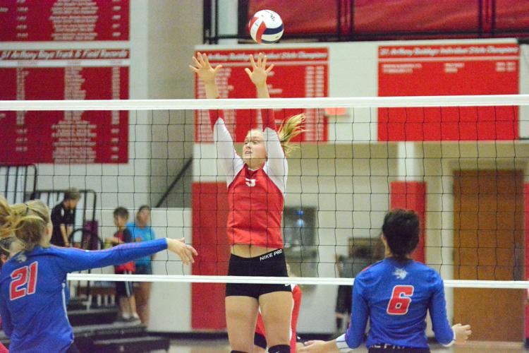Ada Rozene Bobcats battle to down Bulldogs in conference match | Local Sports ...